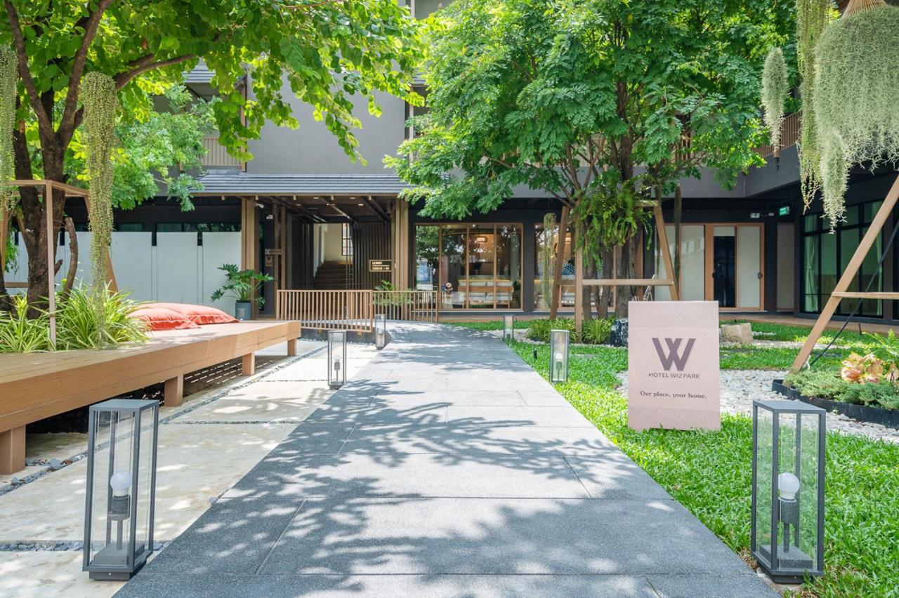 Hotel Wizpark Ratchada 曼谷 外观 照片